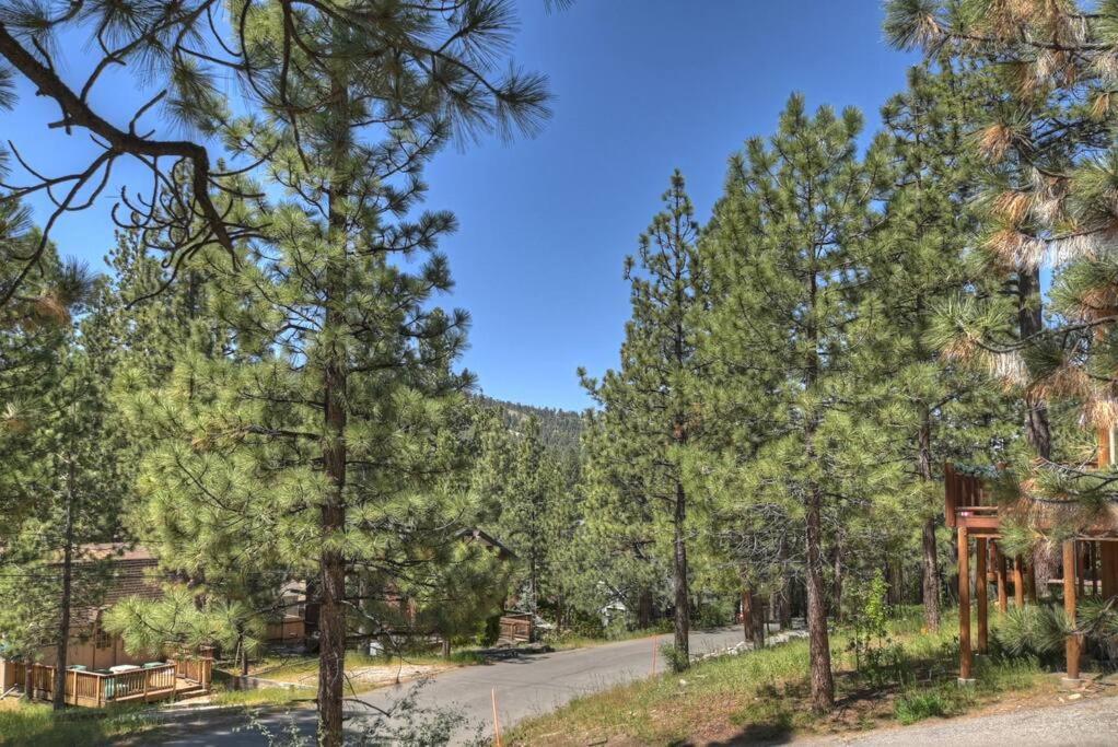 Chalet Monterey W/Hot Tub - Big Decks/Bbq Villa Big Bear Lake Exterior foto